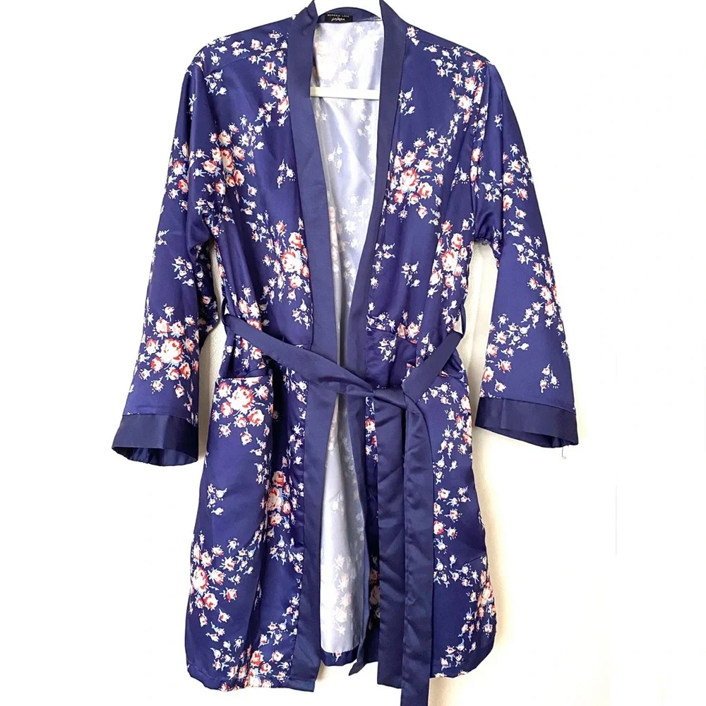 Morgan Lane Robe - Picture 3 of 5
